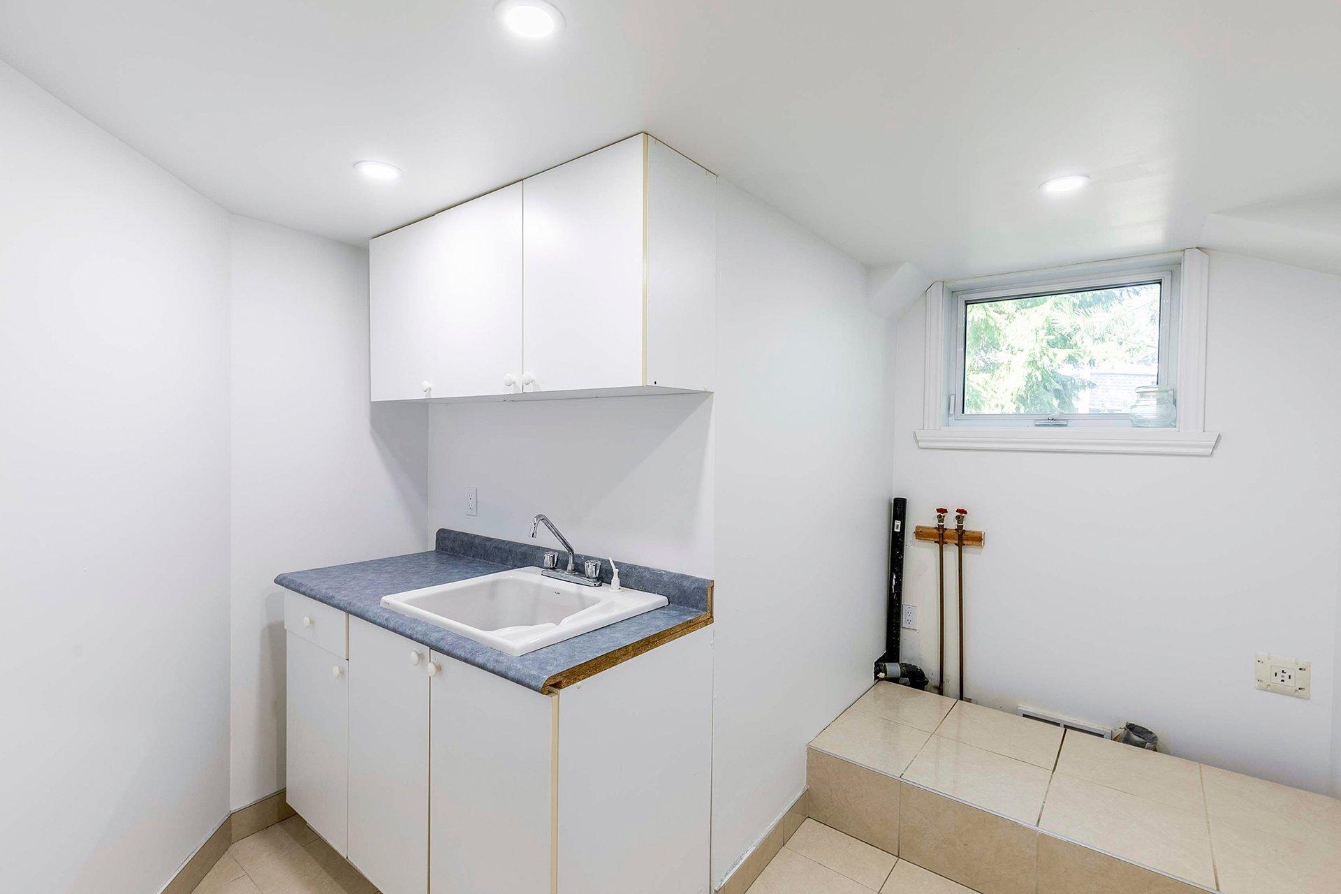 









97


Rue Chatillon

,
Dollard-des-Ormeaux,




QC
H9B1B4

