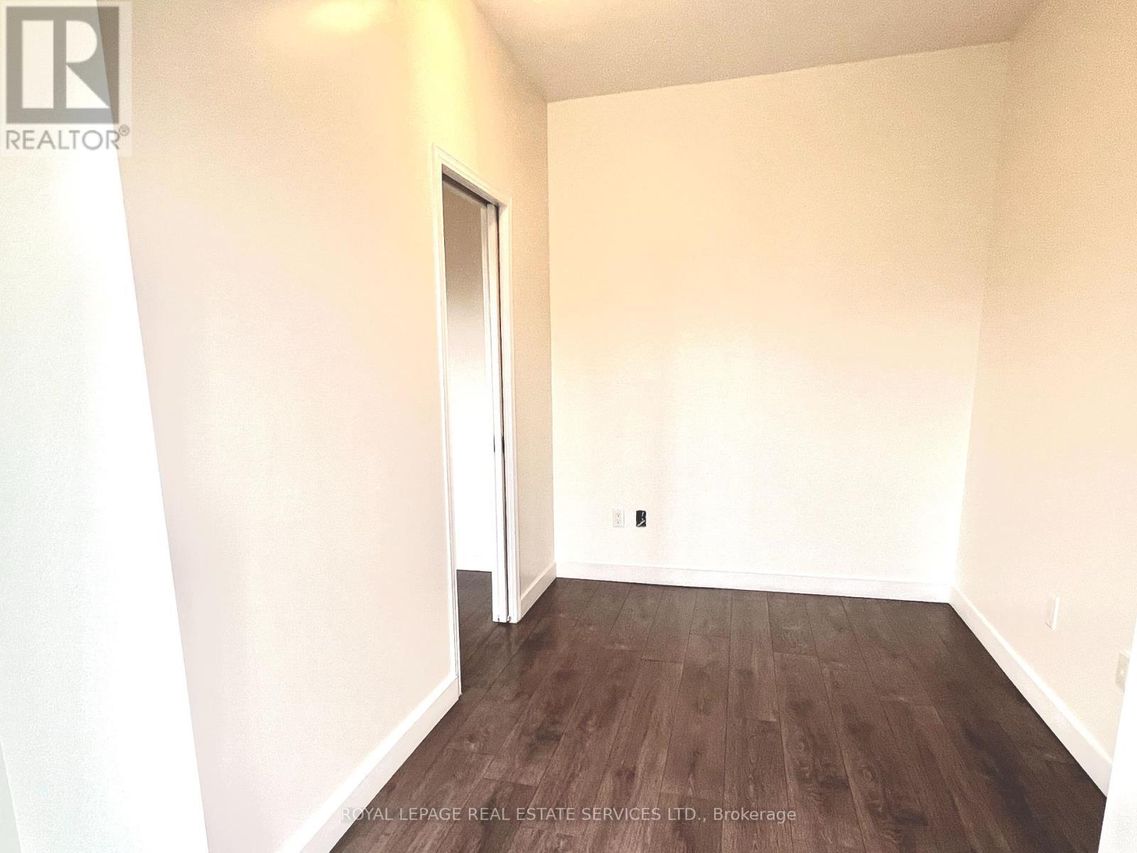 












301 - 5035 HARVARD ROAD

,
Mississauga,




Ontario
L5M0W5

