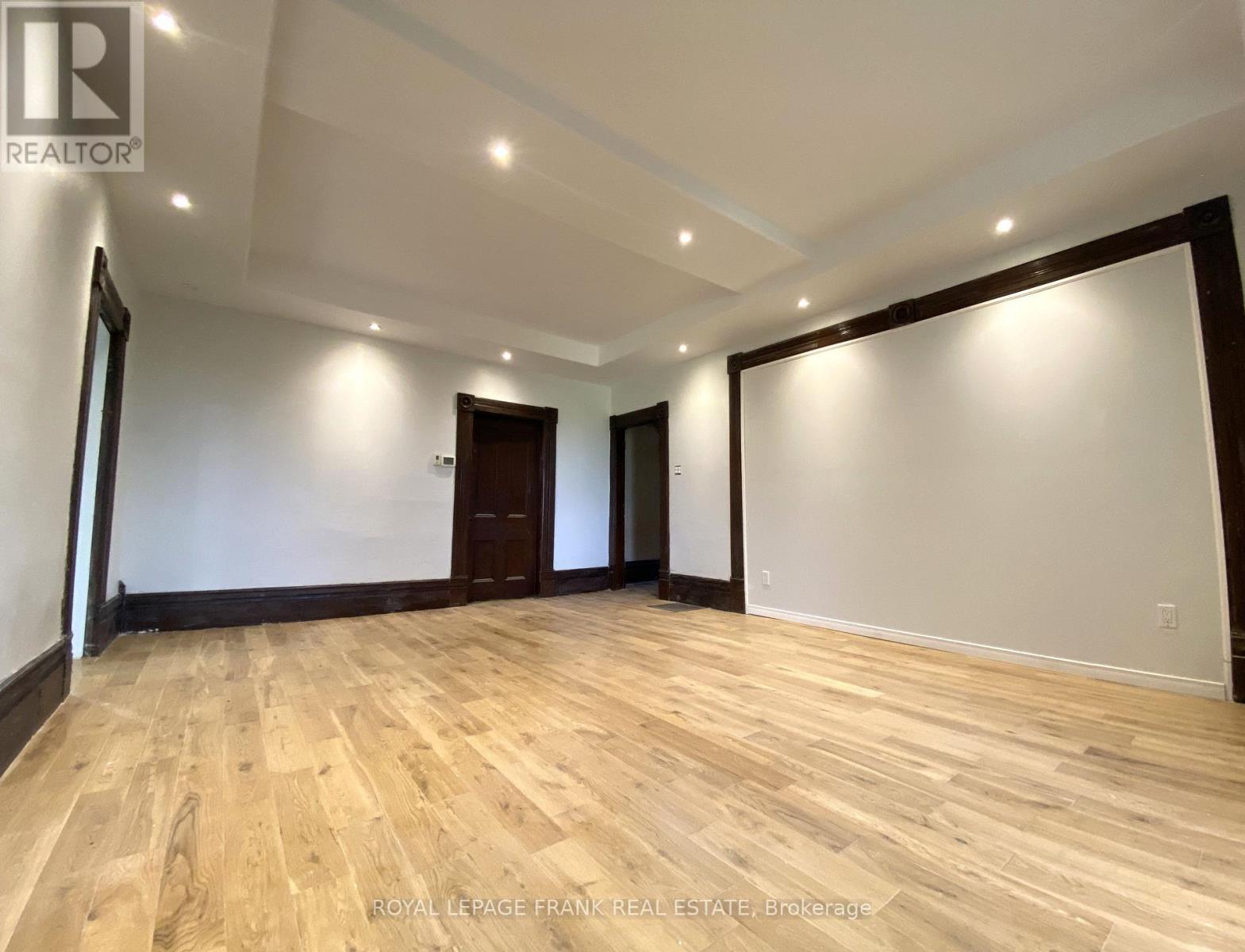 












2432 B COUNTY ROAD 8 S

,
Trent Hills,







Ontario
K7R3K7

