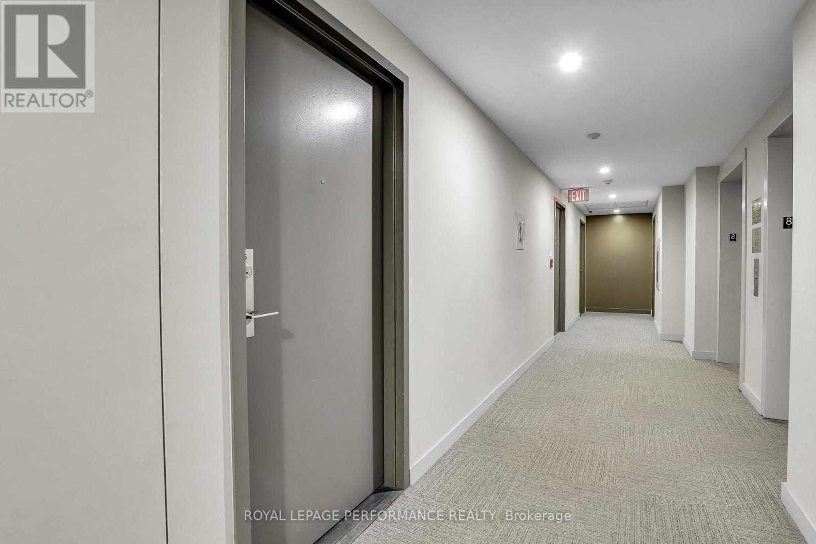 












815 - 354 GLADSTONE AVENUE N

,
Ottawa,




Ontario
K2P0R4

