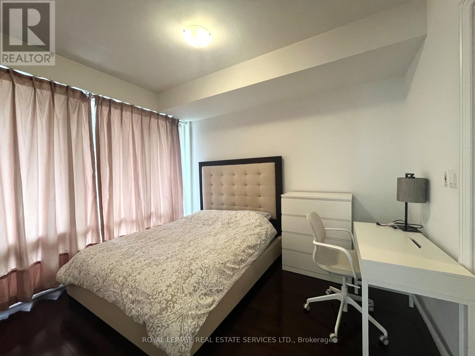 












715 - 1 BEDFORD ROAD

,
Toronto,




Ontario
M5R2B5

