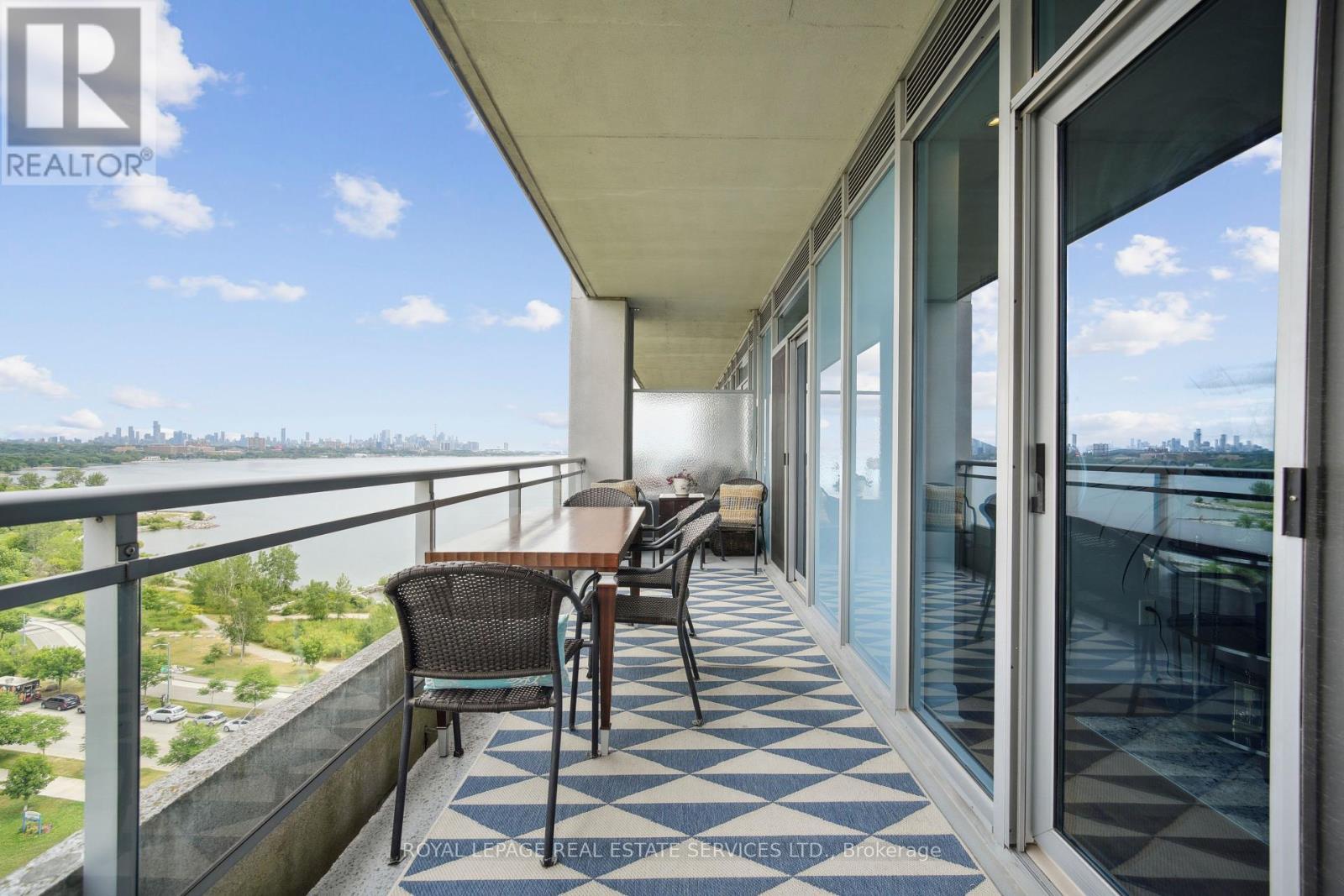 












1102 - 58 MARINE PARADE DRIVE

,
Toronto,




Ontario
M8V4G1

