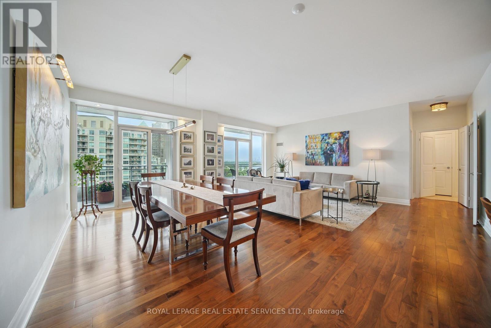 












1102 - 58 MARINE PARADE DRIVE

,
Toronto,




Ontario
M8V4G1

