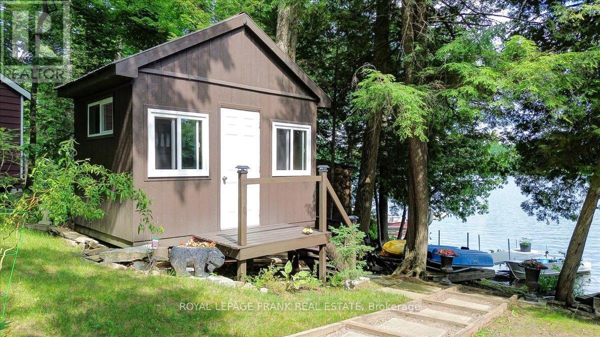 












48 BAY VIEW LANE

,
Tudor and Cashel (Tudor Ward),




Ontario
K0L1W0

