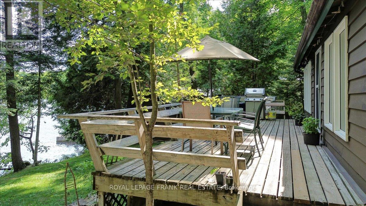 












48 BAY VIEW LANE

,
Tudor and Cashel (Tudor Ward),




Ontario
K0L1W0

