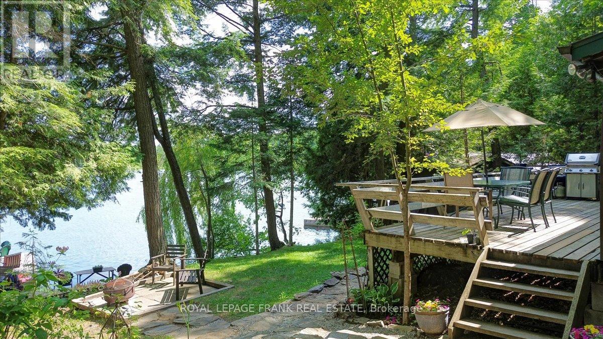 












48 BAY VIEW LANE

,
Tudor and Cashel (Tudor Ward),




Ontario
K0L1W0

