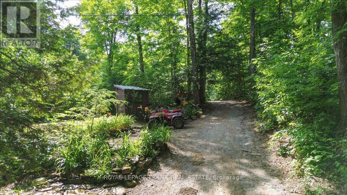 












48 BAY VIEW LANE

,
Tudor and Cashel (Tudor Ward),




Ontario
K0L1W0

