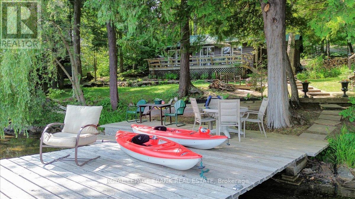












48 BAY VIEW LANE

,
Tudor and Cashel (Tudor Ward),




Ontario
K0L1W0

