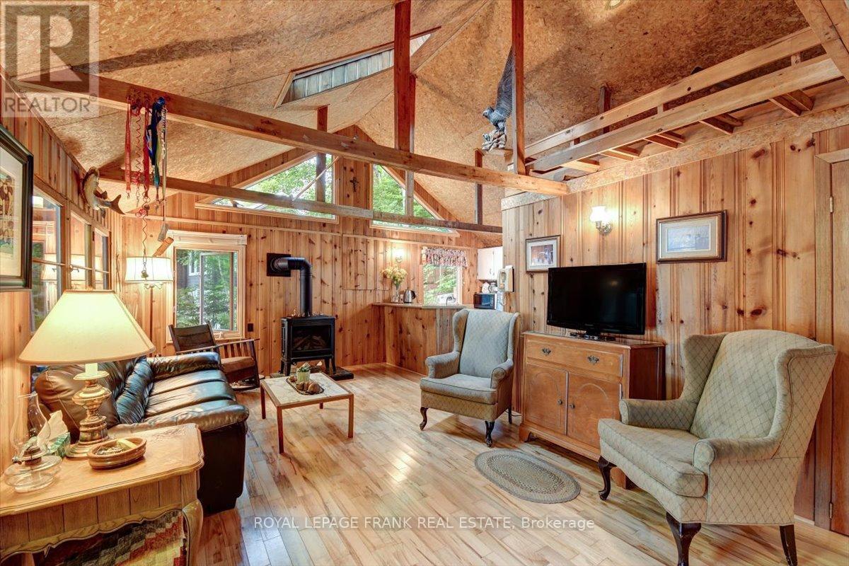 












48 BAY VIEW LANE

,
Tudor and Cashel (Tudor Ward),




Ontario
K0L1W0

