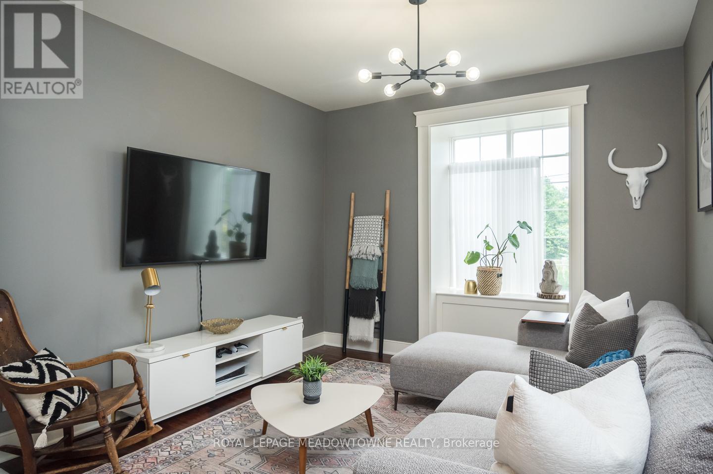 












10761 GUELPH LINE

,
Milton,




Ontario
L0P1B0


