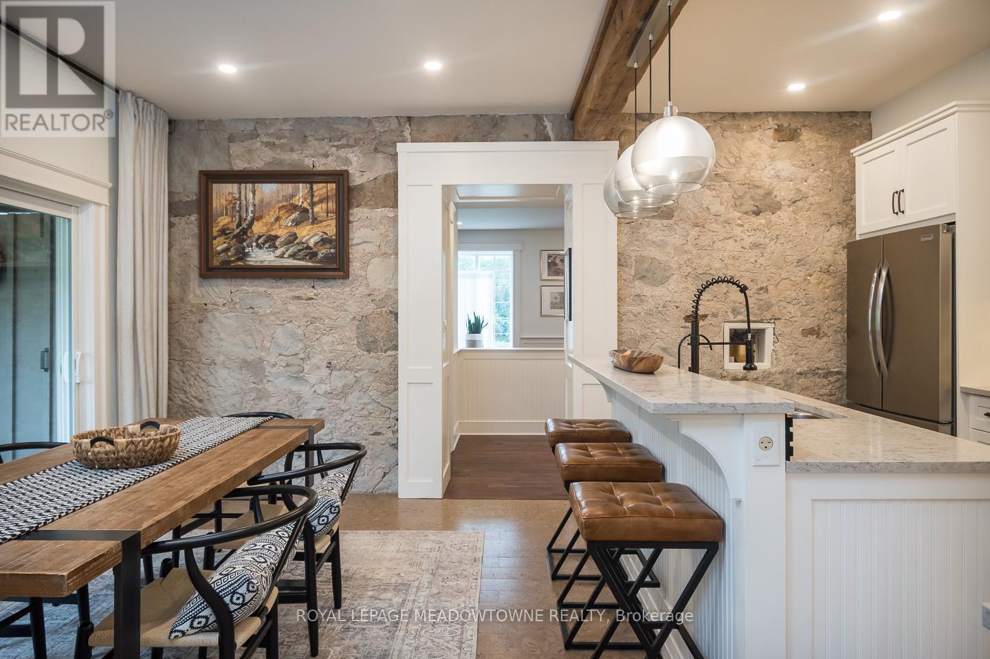 












10761 GUELPH LINE

,
Milton,




Ontario
L0P1B0

