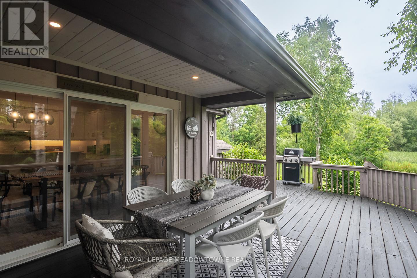 












10761 GUELPH LINE

,
Milton,




Ontario
L0P1B0

