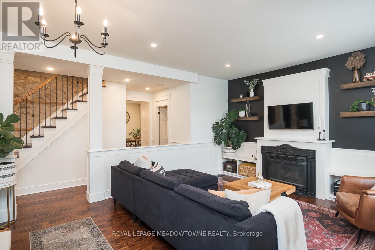 












10761 GUELPH LINE

,
Milton,




Ontario
L0P1B0

