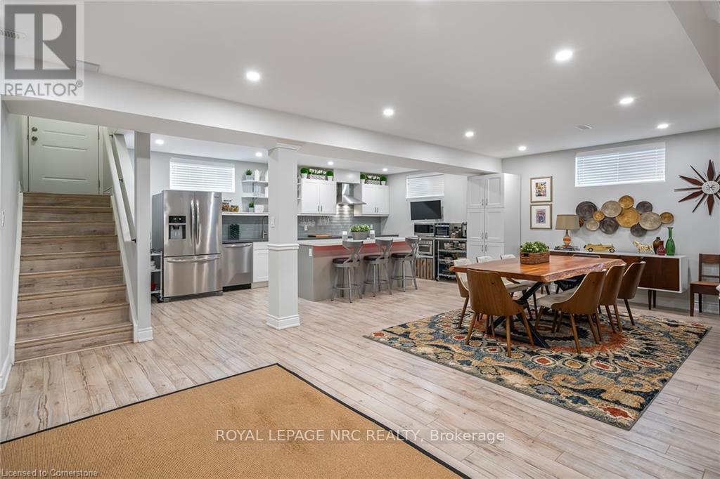 












48 CASABLANCA BOULEVARD S

,
Grimsby,




Ontario
L3M3Z2

