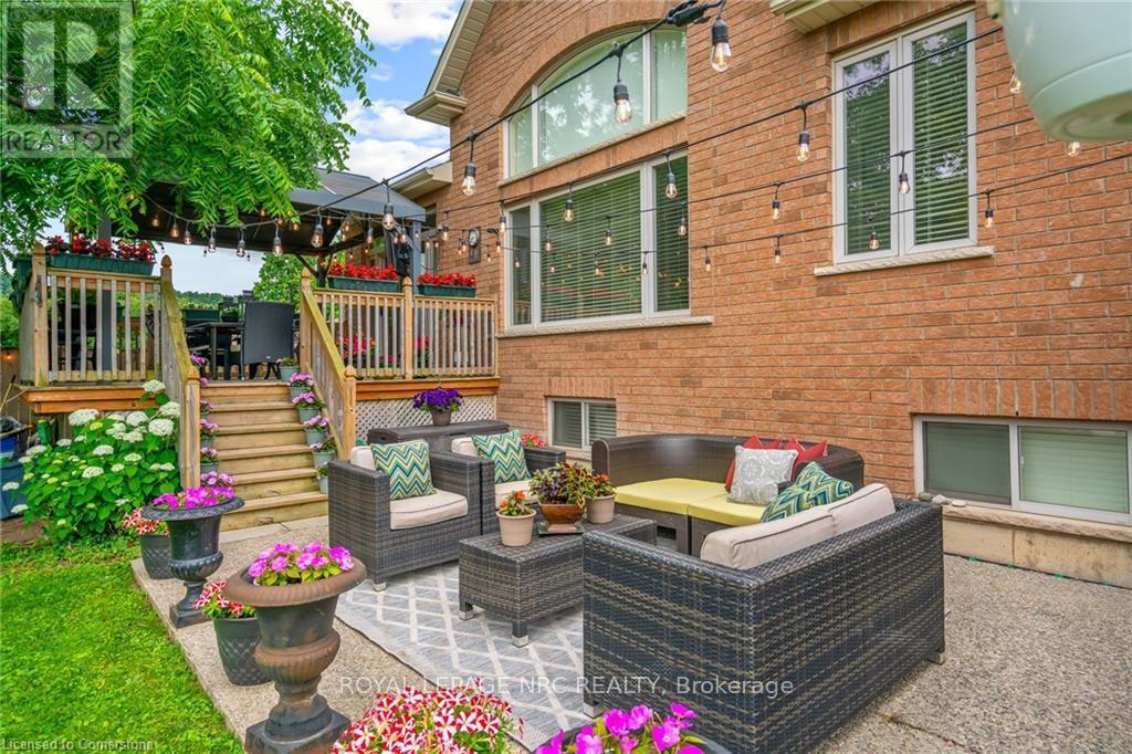 












48 CASABLANCA BOULEVARD S

,
Grimsby,




Ontario
L3M3Z2

