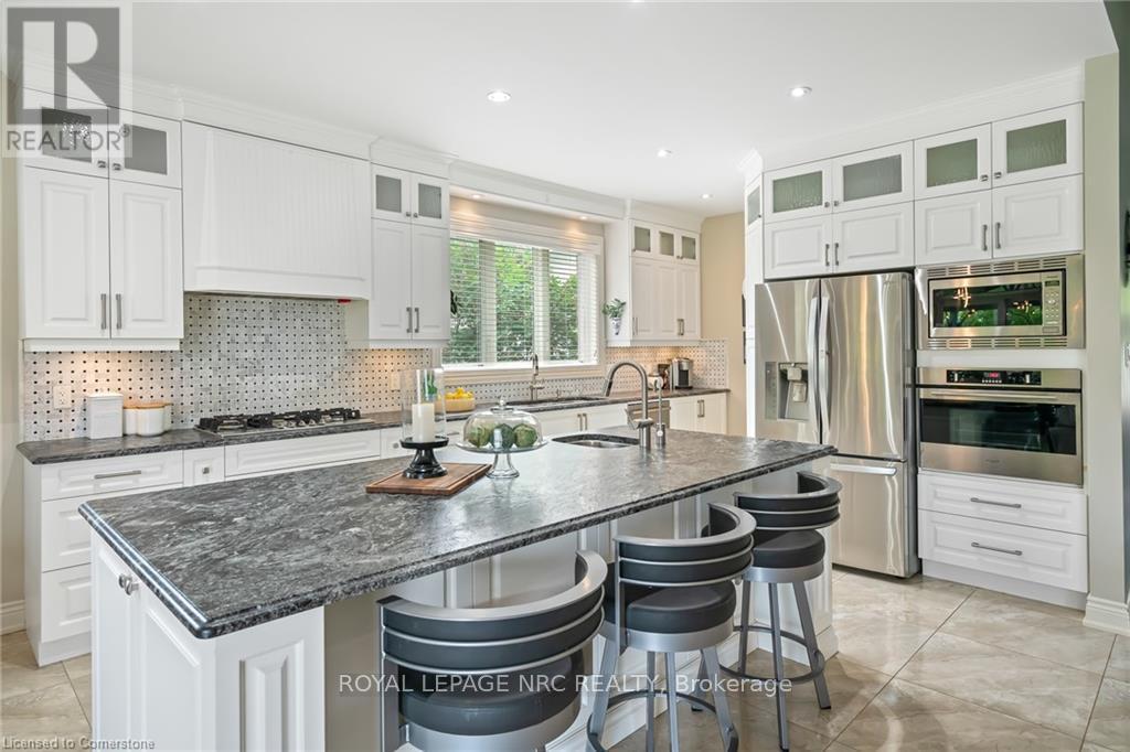 












48 CASABLANCA BOULEVARD S

,
Grimsby,




Ontario
L3M3Z2

