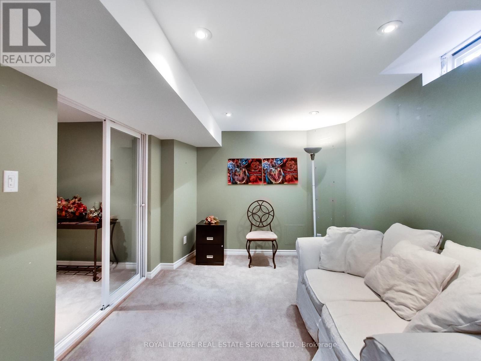 












3506 PINTAIL CIRCLE

,
Mississauga,




Ontario
L5N6C7

