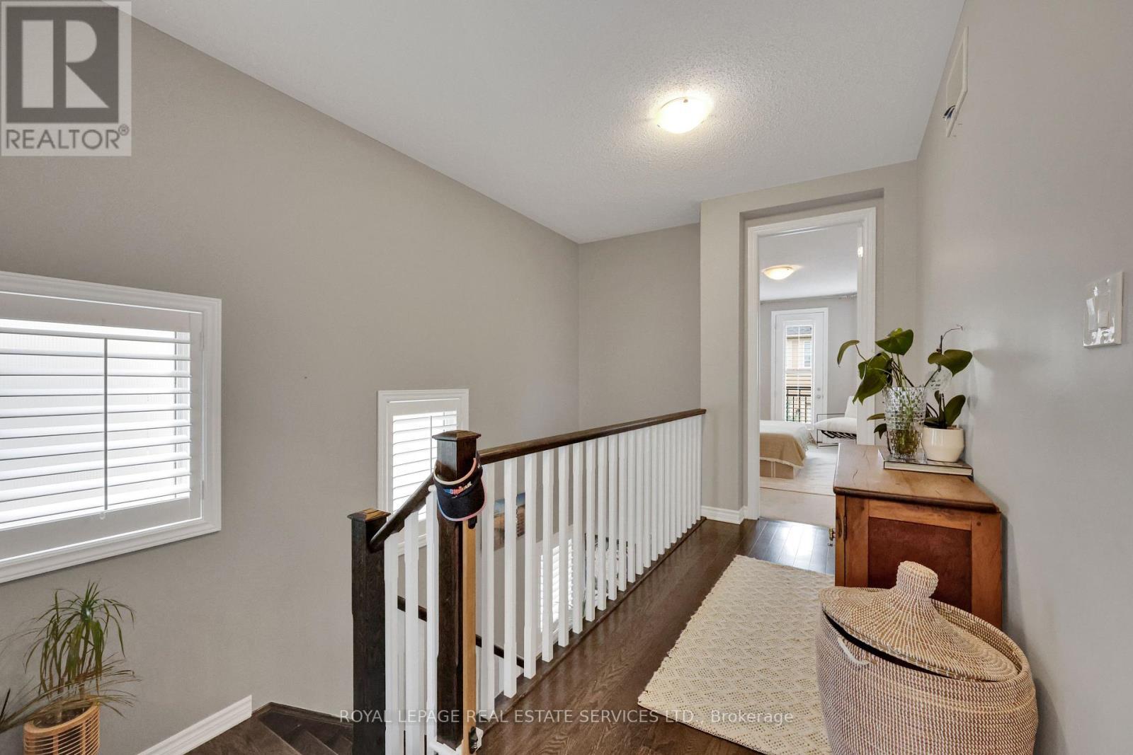 












25 - 485 PRINGLE AVENUE

,
Milton,




Ontario
L9T8A9

