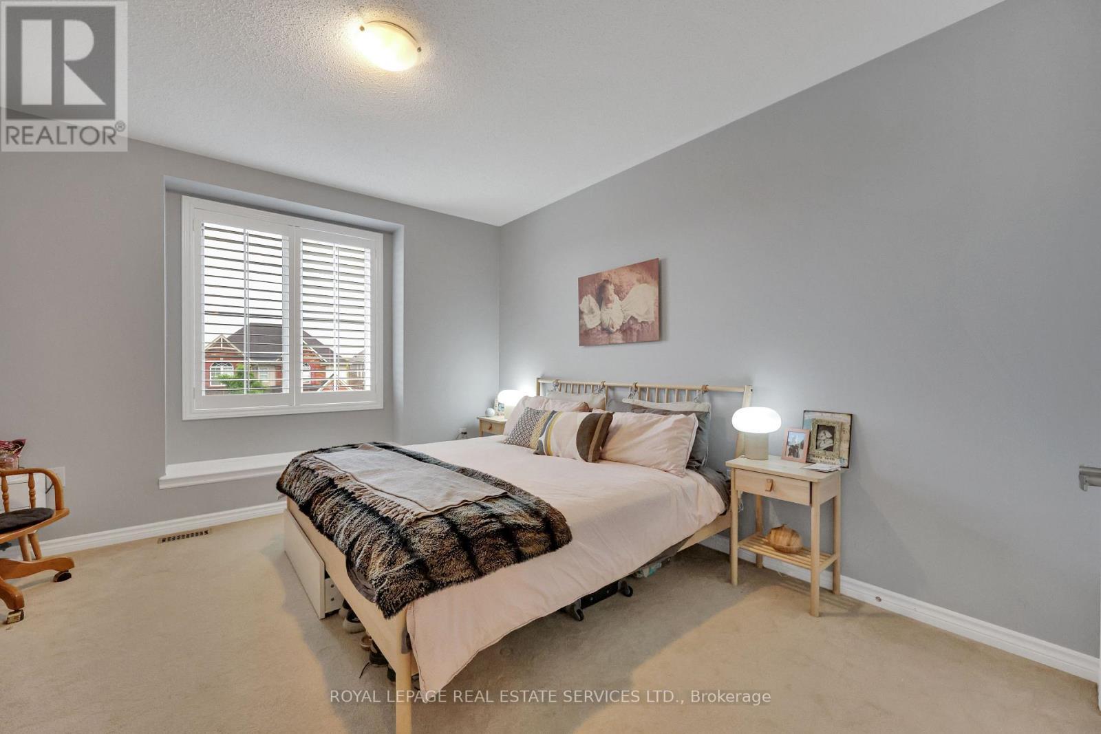 












25 - 485 PRINGLE AVENUE

,
Milton,




Ontario
L9T8A9

