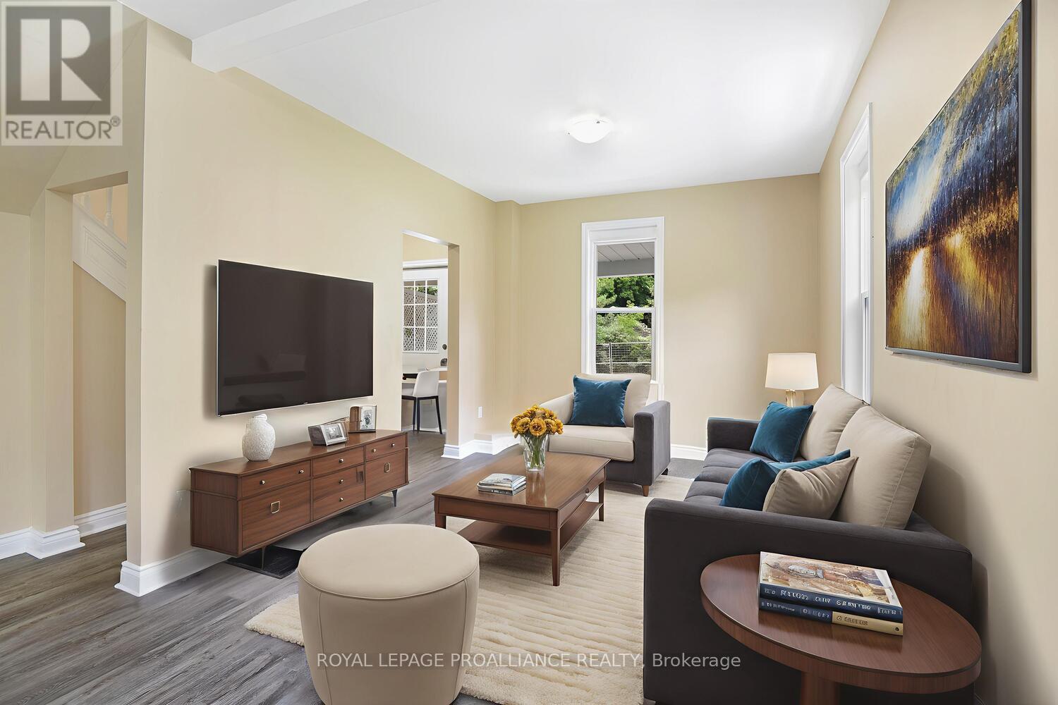 












254 EAST STREET S

,
Prescott,




Ontario
K0E1T0

