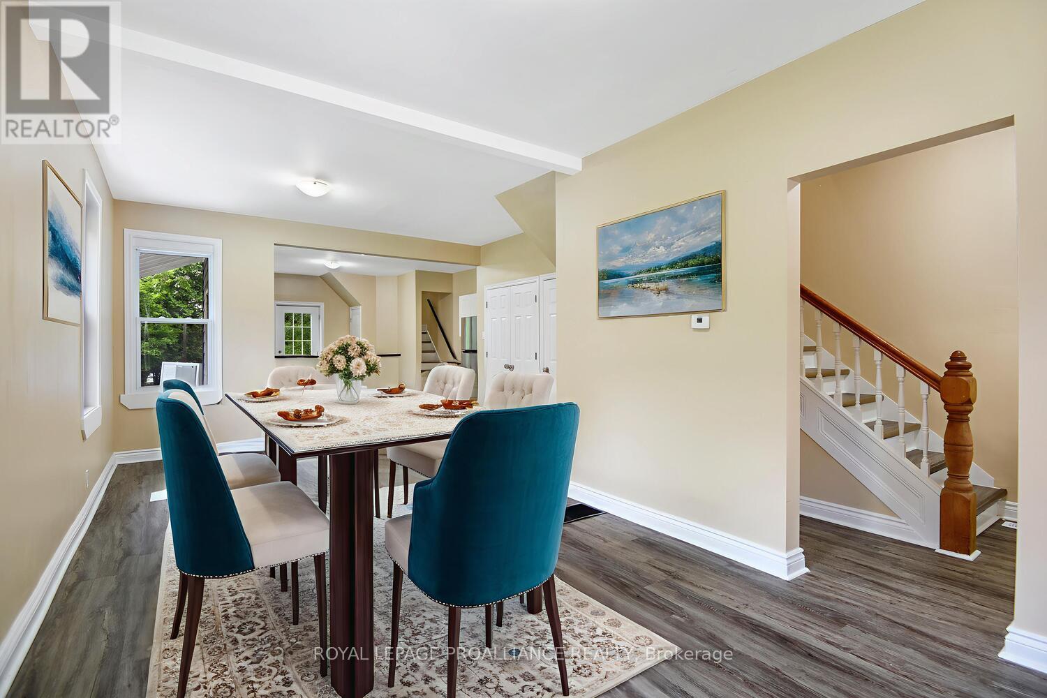 












254 EAST STREET S

,
Prescott,




Ontario
K0E1T0

