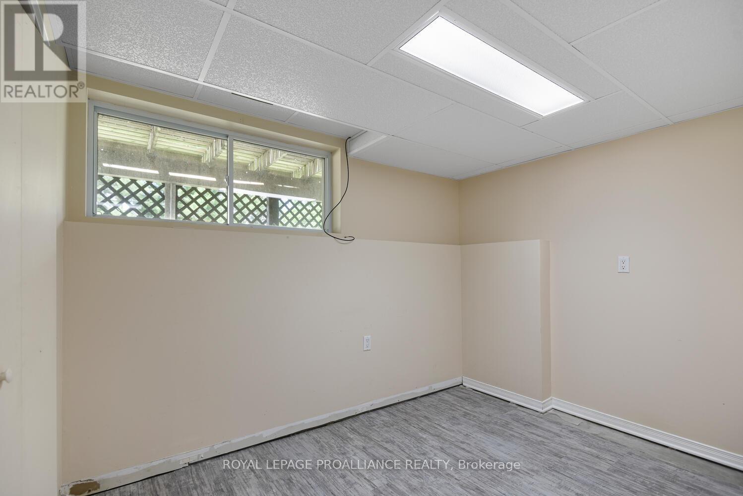 












7079 COUNTY ROAD 44 ROAD

,
Edwardsburgh/Cardinal,




Ontario
K0E1X0

