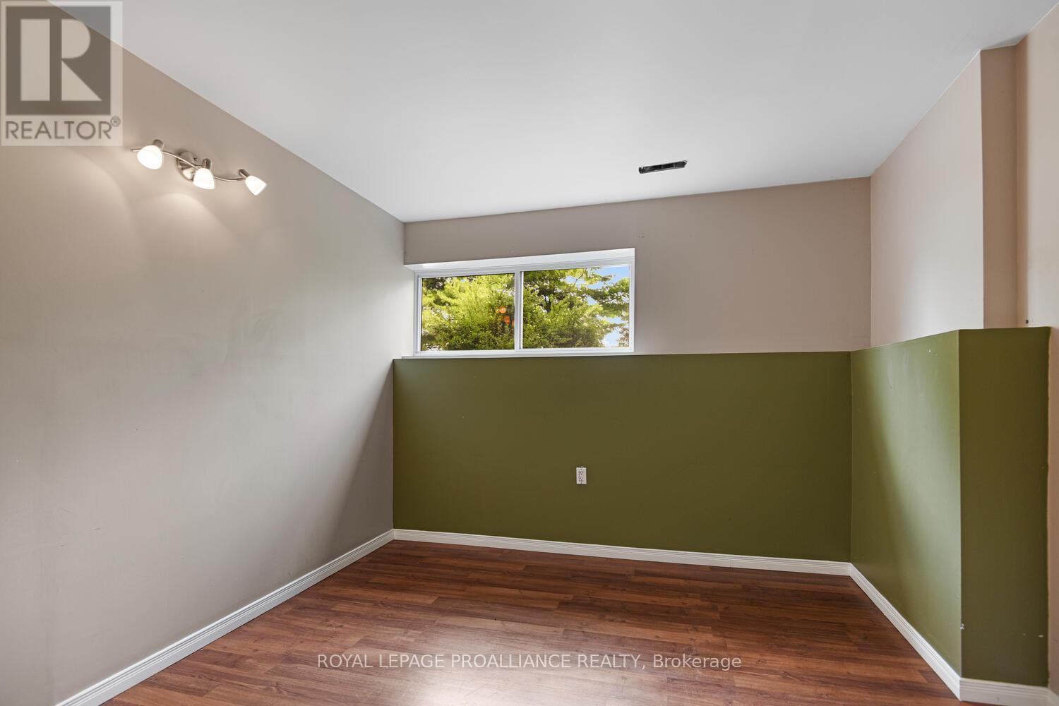 












7079 COUNTY ROAD 44 ROAD

,
Edwardsburgh/Cardinal,




Ontario
K0E1X0

