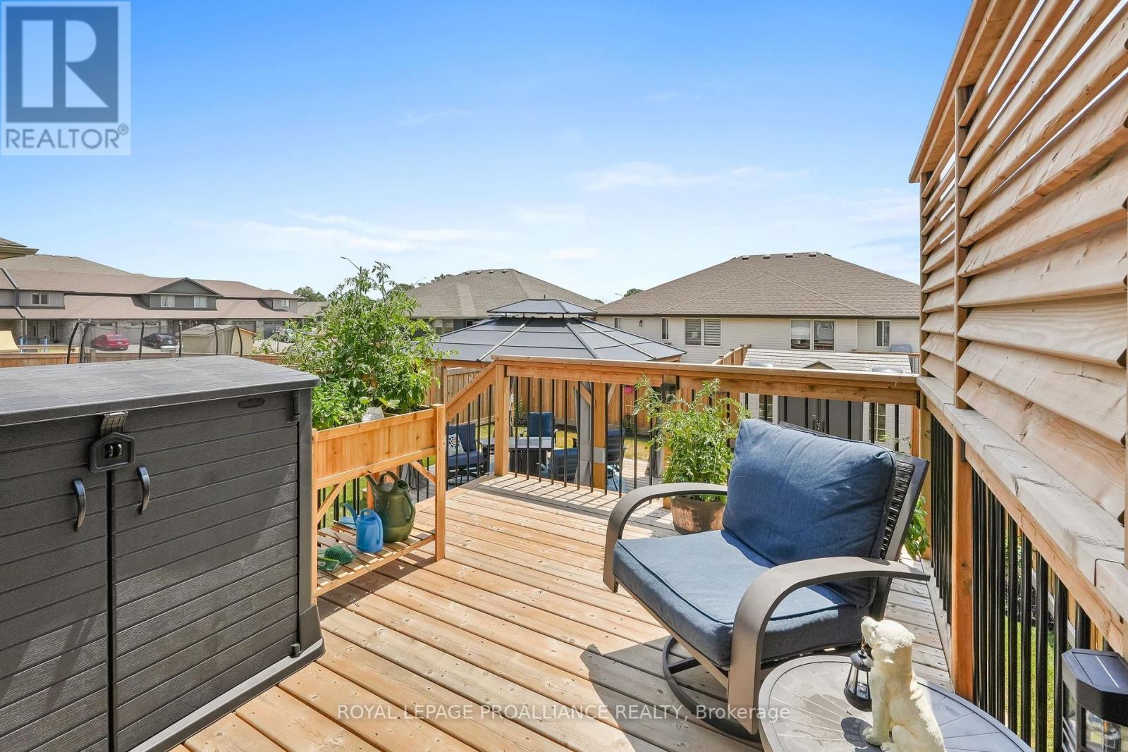 












25 CEDAR PARK CRESCENT

,
Quinte West (Murray Ward),




Ontario
K8V0J1

