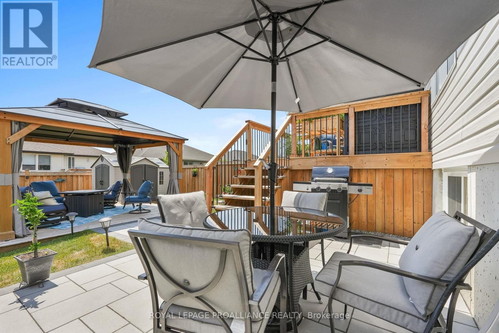 












25 CEDAR PARK CRESCENT

,
Quinte West (Murray Ward),




Ontario
K8V0J1

