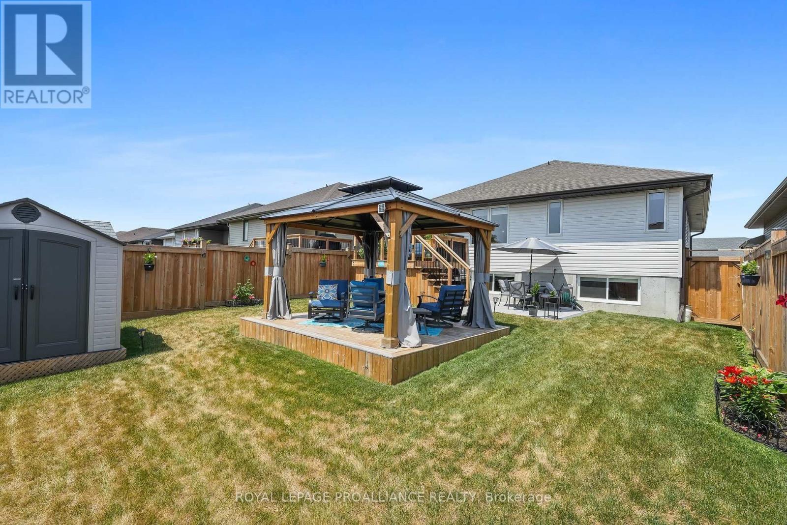 












25 CEDAR PARK CRESCENT

,
Quinte West (Murray Ward),




Ontario
K8V0J1


