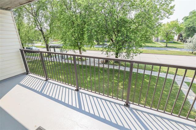 









1


Burland

AVE, 202,
Winnipeg,




MB
R2N 2E4

