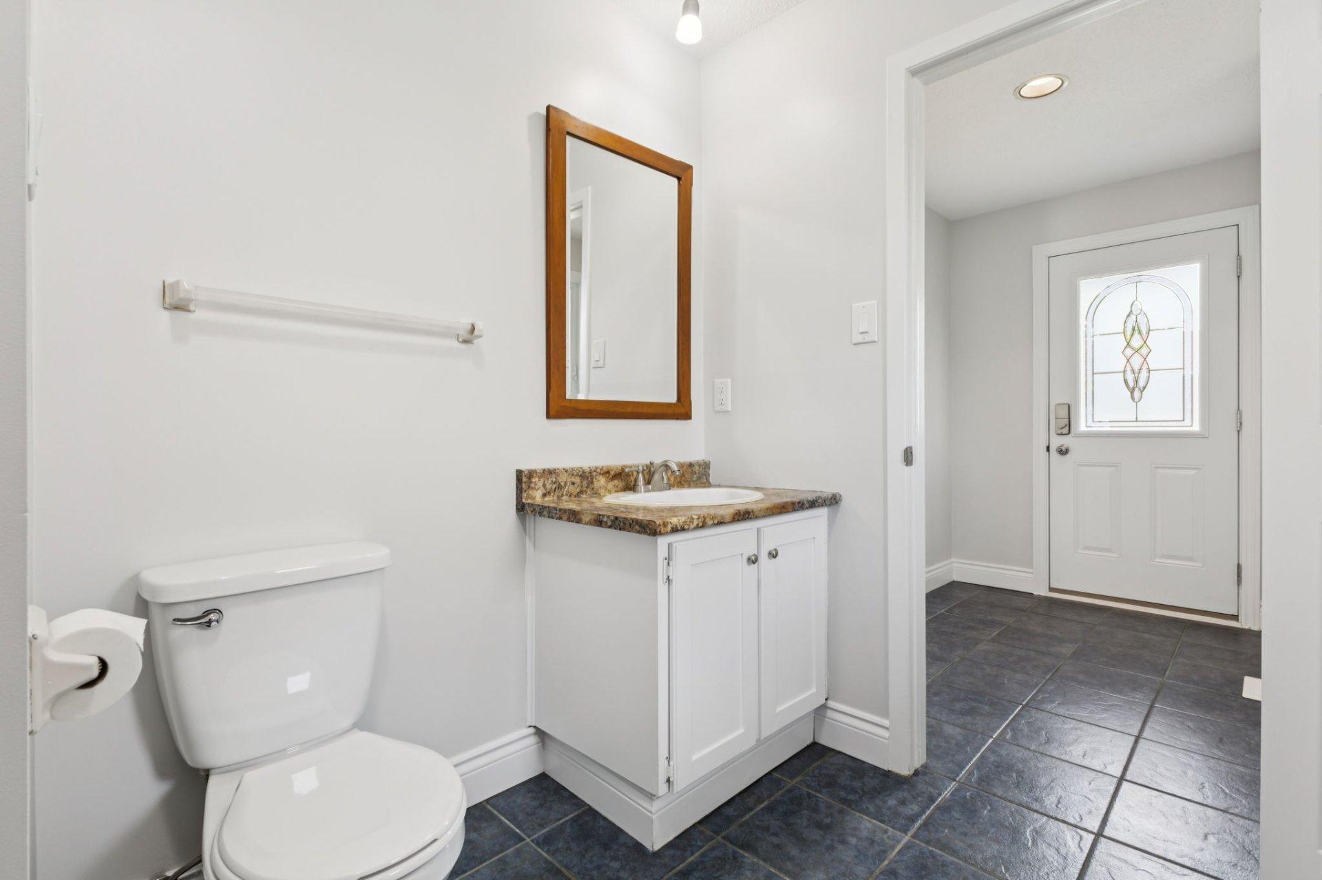 









33


Rue des Mineurs

,
Gatineau (Hull),




QC
J8Z1Z3

