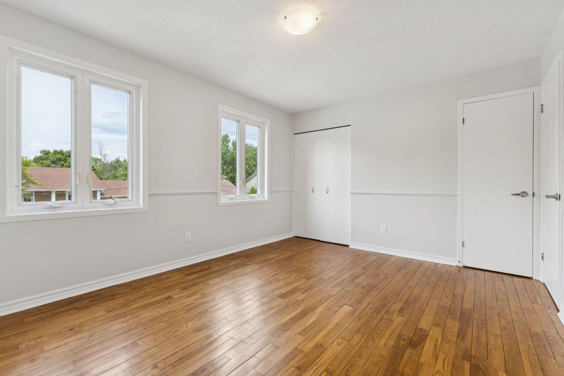 









33


Rue des Mineurs

,
Gatineau (Hull),




QC
J8Z1Z3

