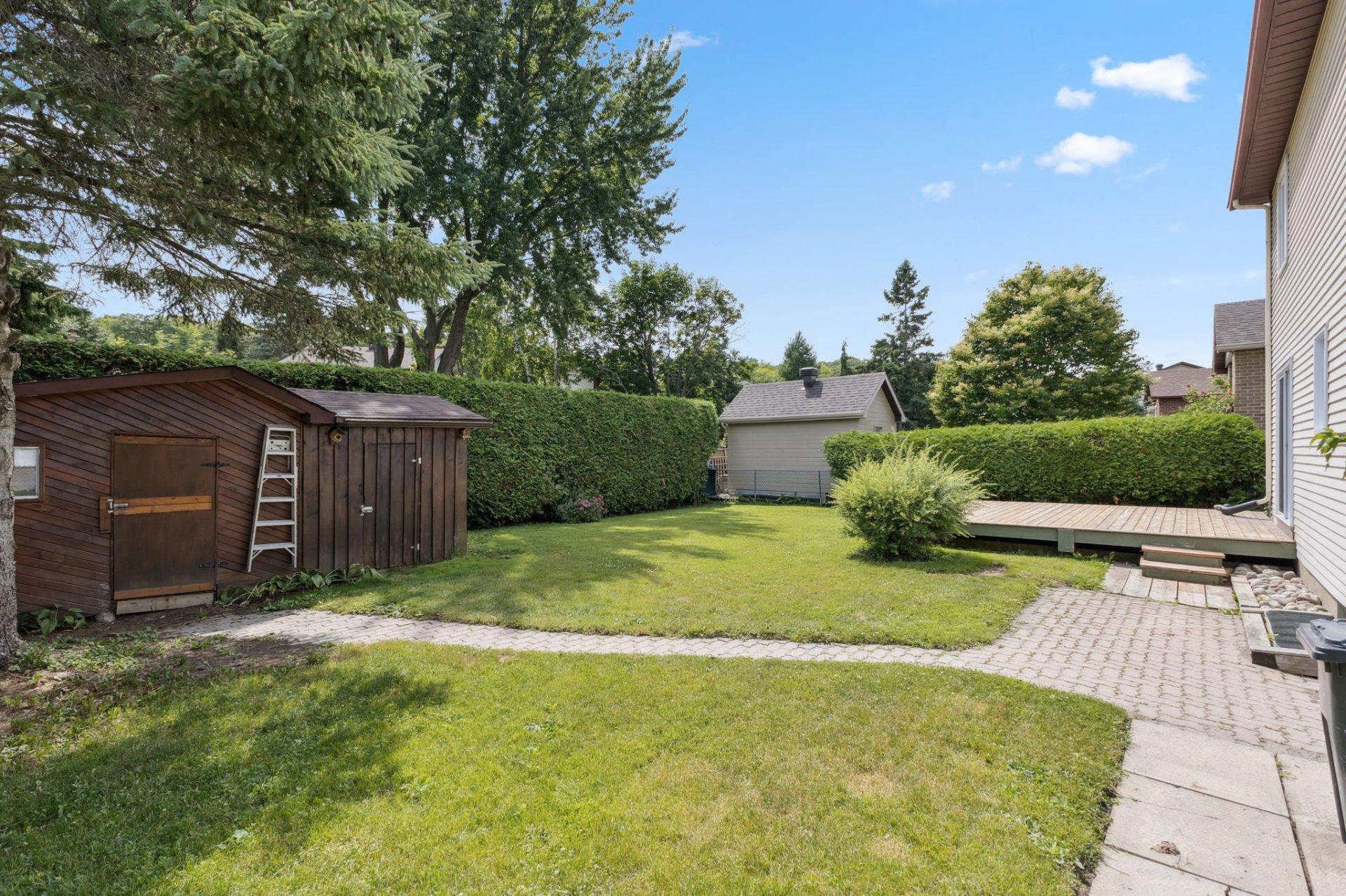 









33


Rue des Mineurs

,
Gatineau (Hull),




QC
J8Z1Z3

