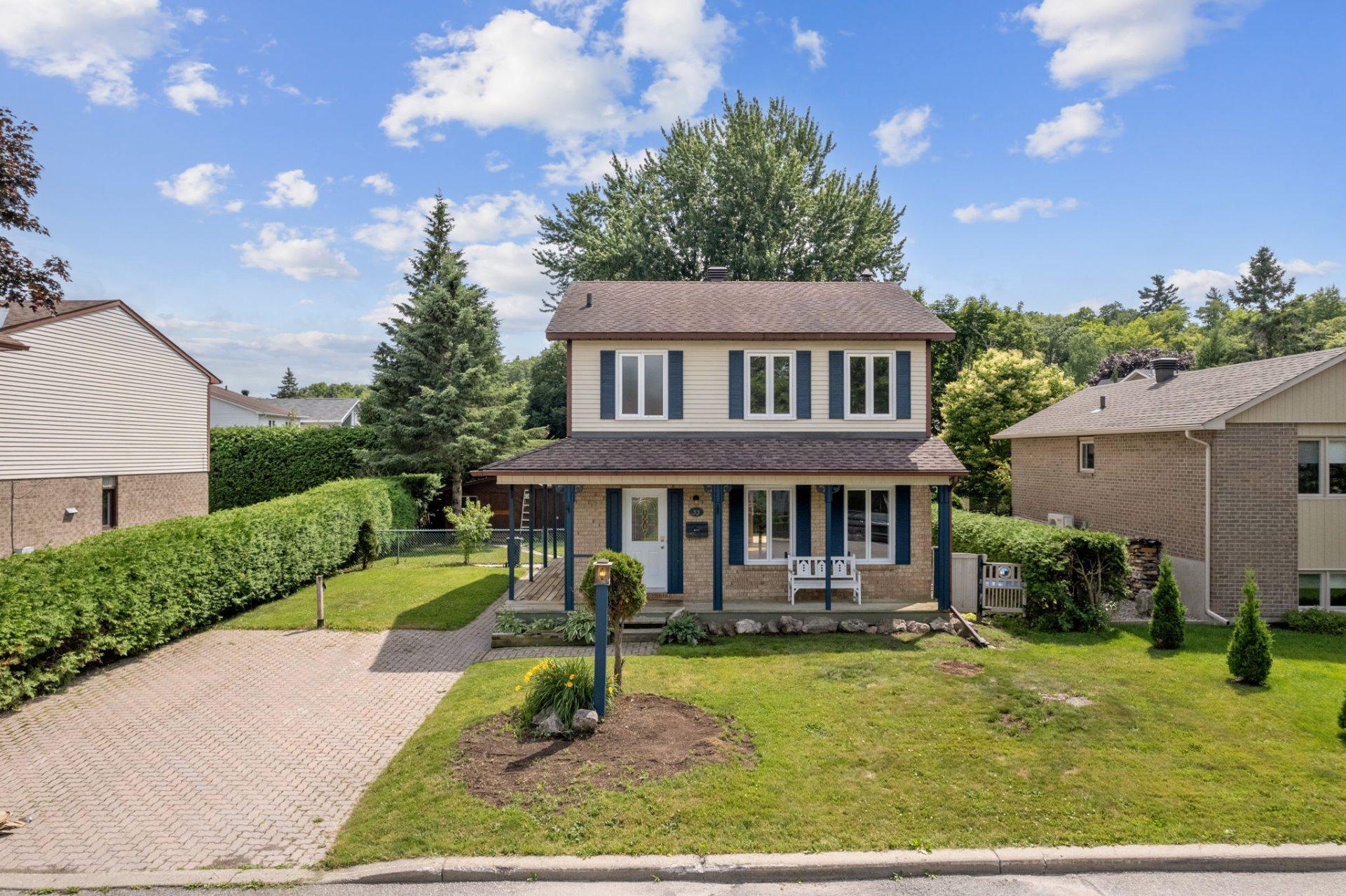 









33


Rue des Mineurs

,
Gatineau (Hull),




QC
J8Z1Z3

