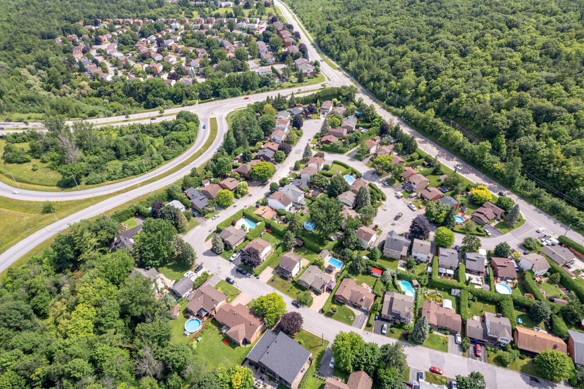 









33


Rue des Mineurs

,
Gatineau (Hull),




QC
J8Z1Z3

