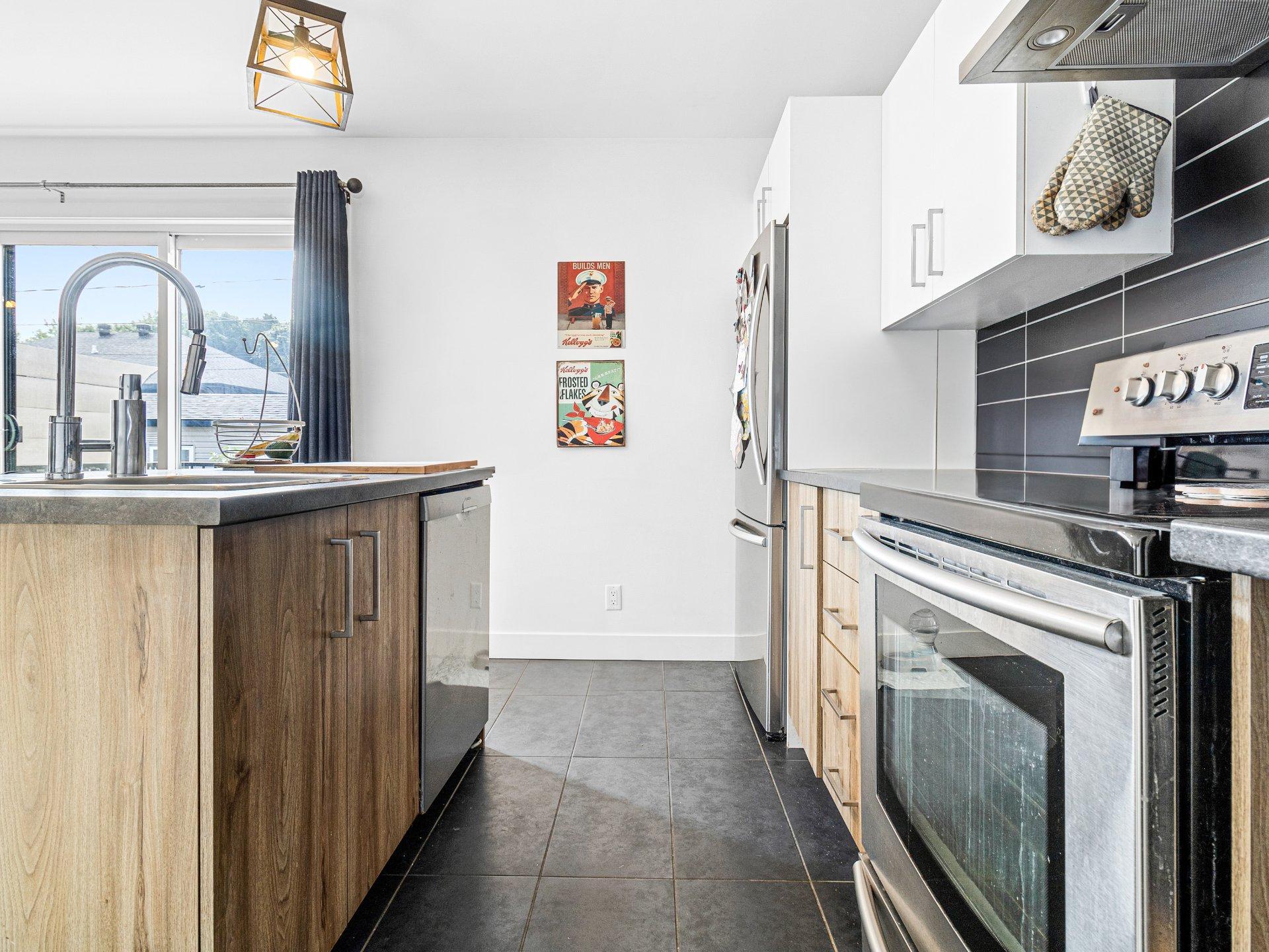 









1049


Rue du Cardinal

,
Lachute,




QC
J8H0M5

