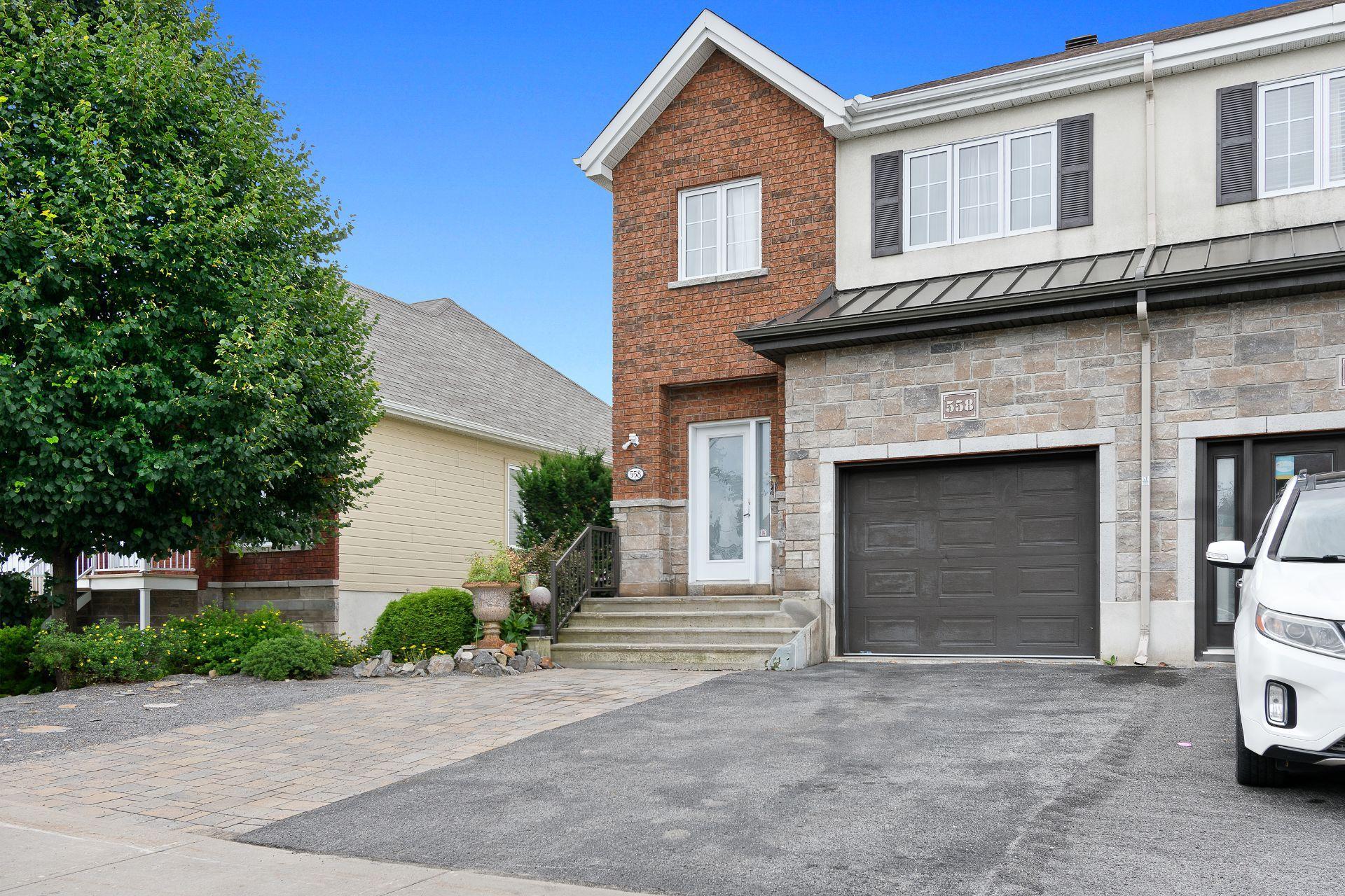 









558


Av. des Tilleuls

,
Gatineau (Aylmer),




QC
J9J2N6

