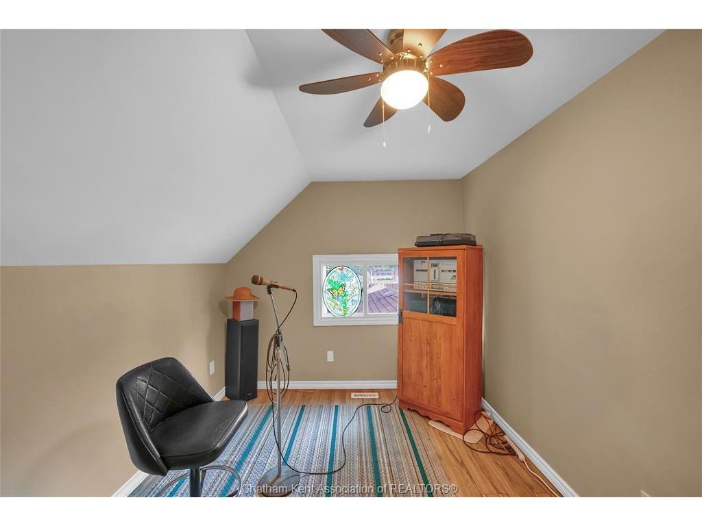 









37


Berry

Street,
Chatham,




ON
N7M 3B2

