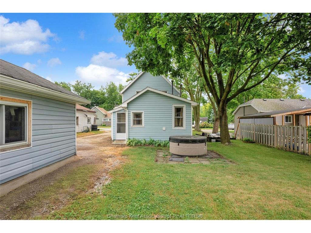 









37


Berry

Street,
Chatham,




ON
N7M 3B2

