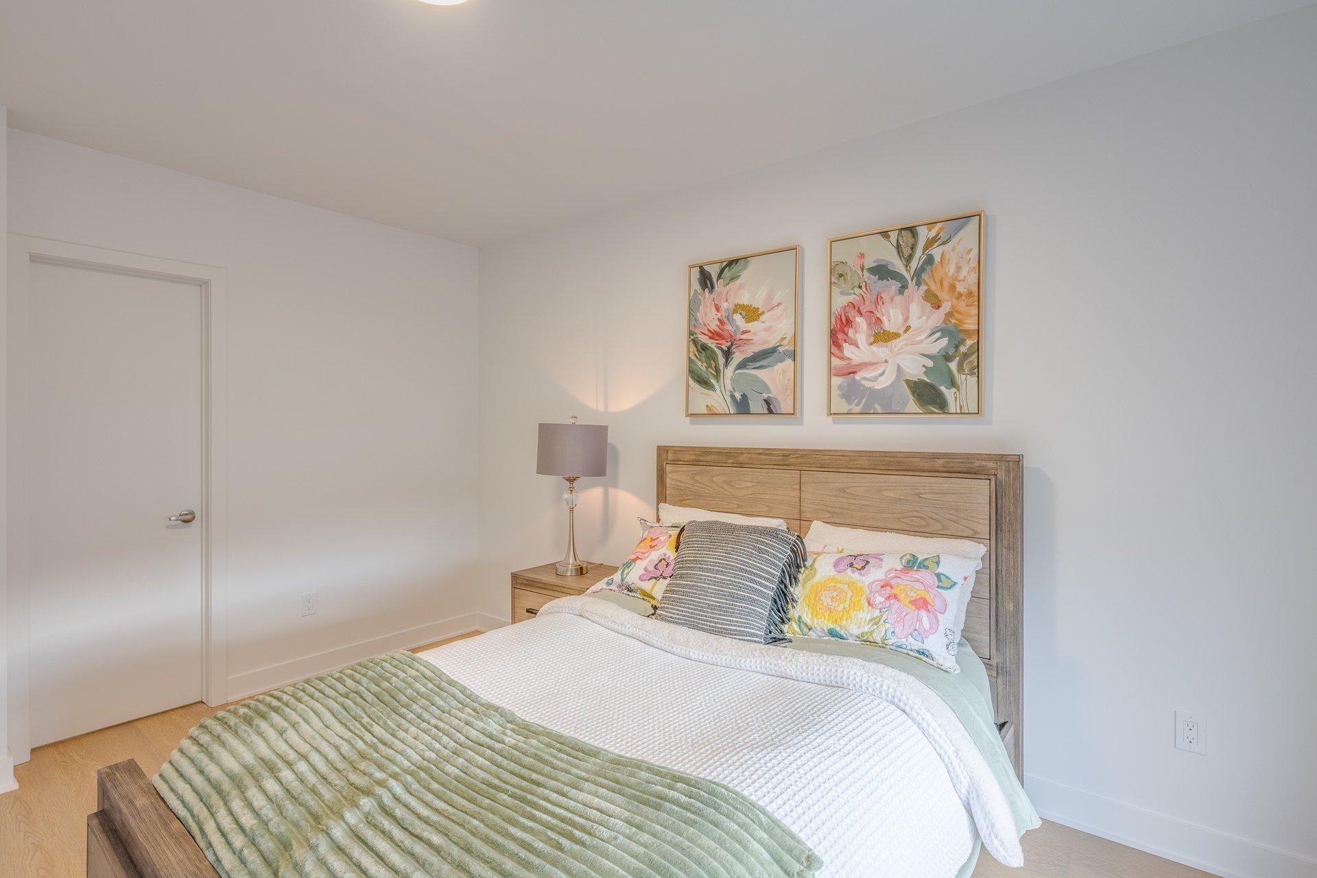 









100


Rue du Cantouque

, 201,
Mont-Tremblant,




QC
J8E0S6

