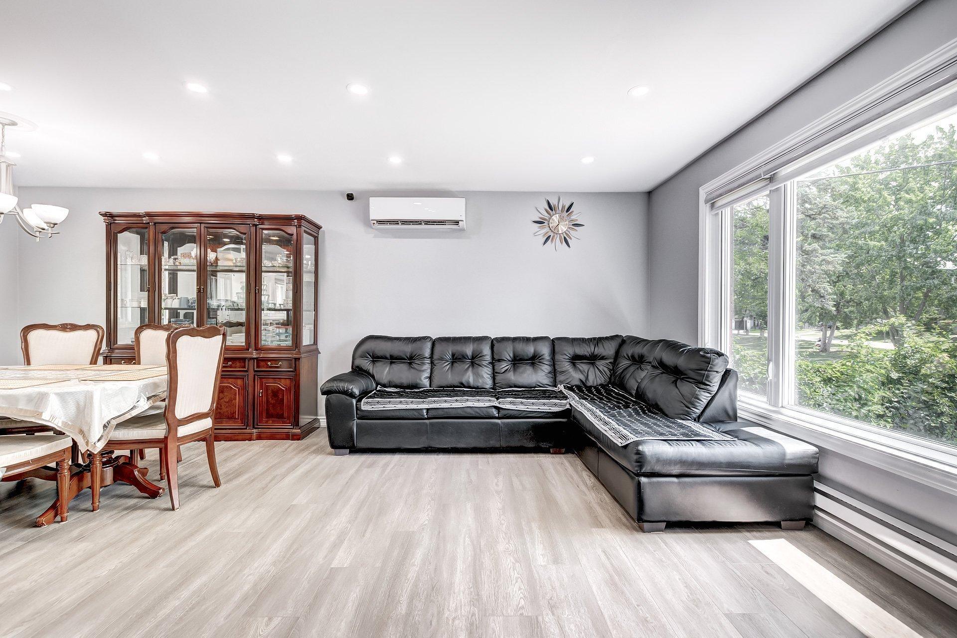 









24


Rue Mercier

,
Dollard-des-Ormeaux,




QC
H9A1H5


