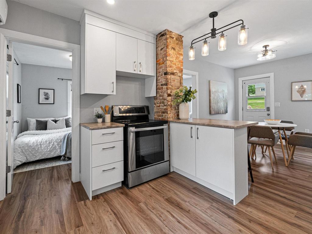 












3347 Agricola Street

,
North End,




NS
B3K 4H8

