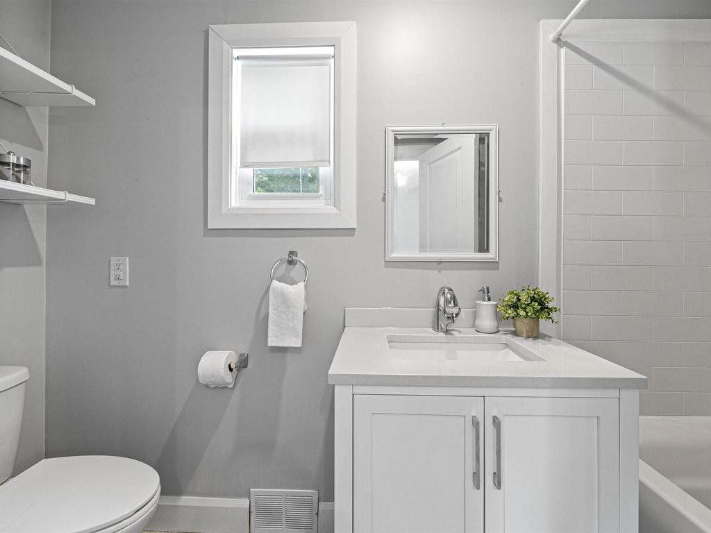 












3347 Agricola Street

,
North End,




NS
B3K 4H8


