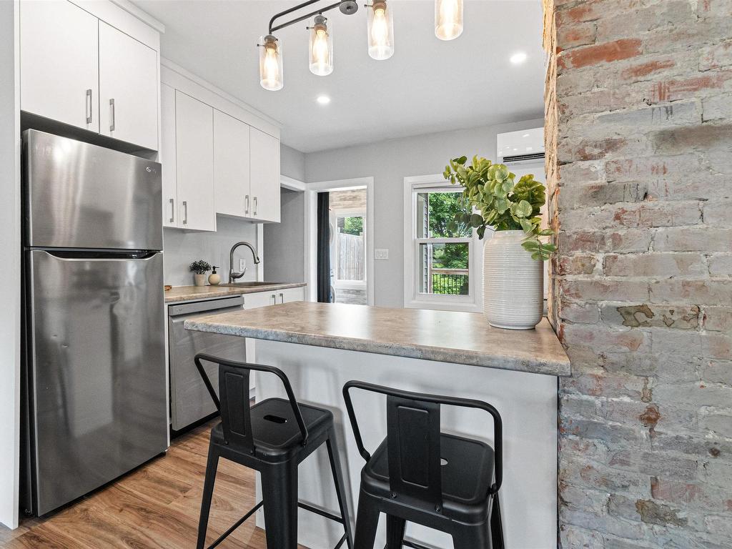 












3347 Agricola Street

,
North End,




NS
B3K 4H8

