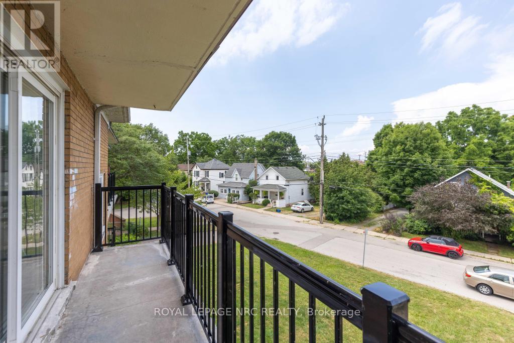 












UNIT 301 - 14 JOHN STREET

,
Grimsby,




Ontario
L3M1X5

