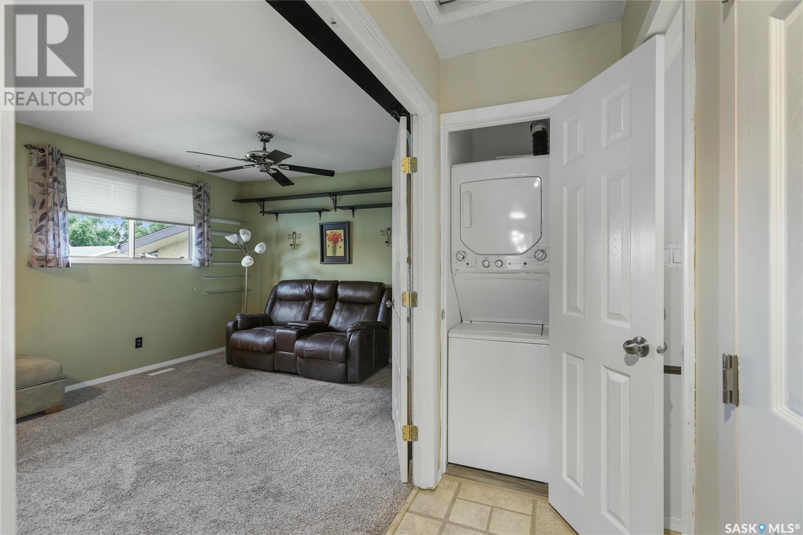 












51 HAYES CRESCENT

,
Regina,




Saskatchewan
S4X1B1

