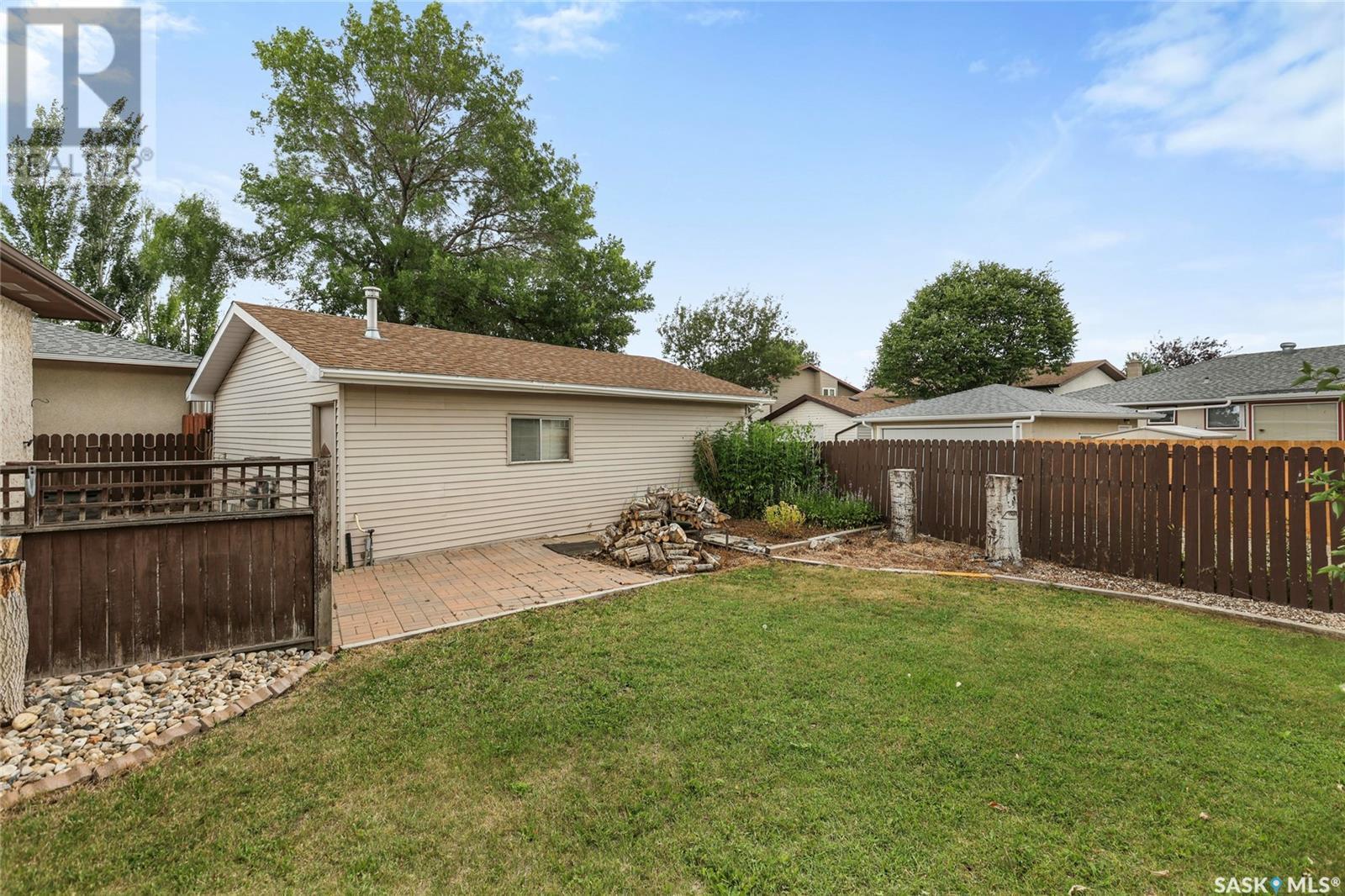 












51 HAYES CRESCENT

,
Regina,




Saskatchewan
S4X1B1

