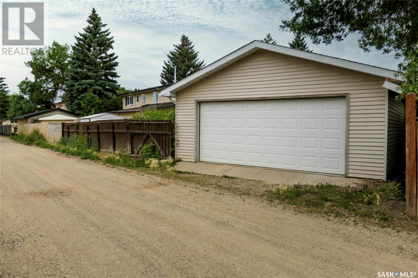 












51 HAYES CRESCENT

,
Regina,




Saskatchewan
S4X1B1

