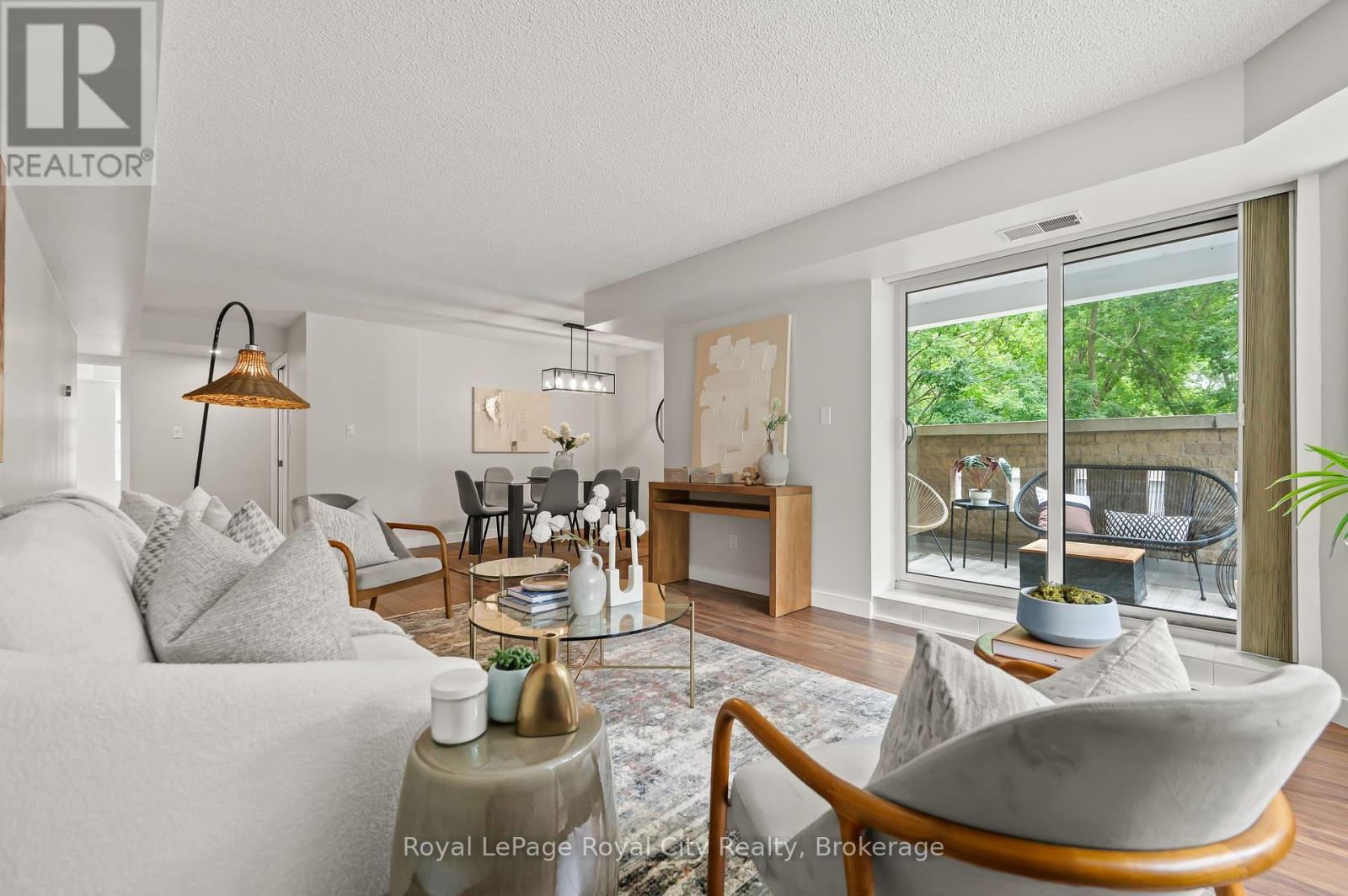 












201 - 281 BRISTOL STREET

,
Guelph (Junction/Onward Willow),




Ontario
N1H8J3


